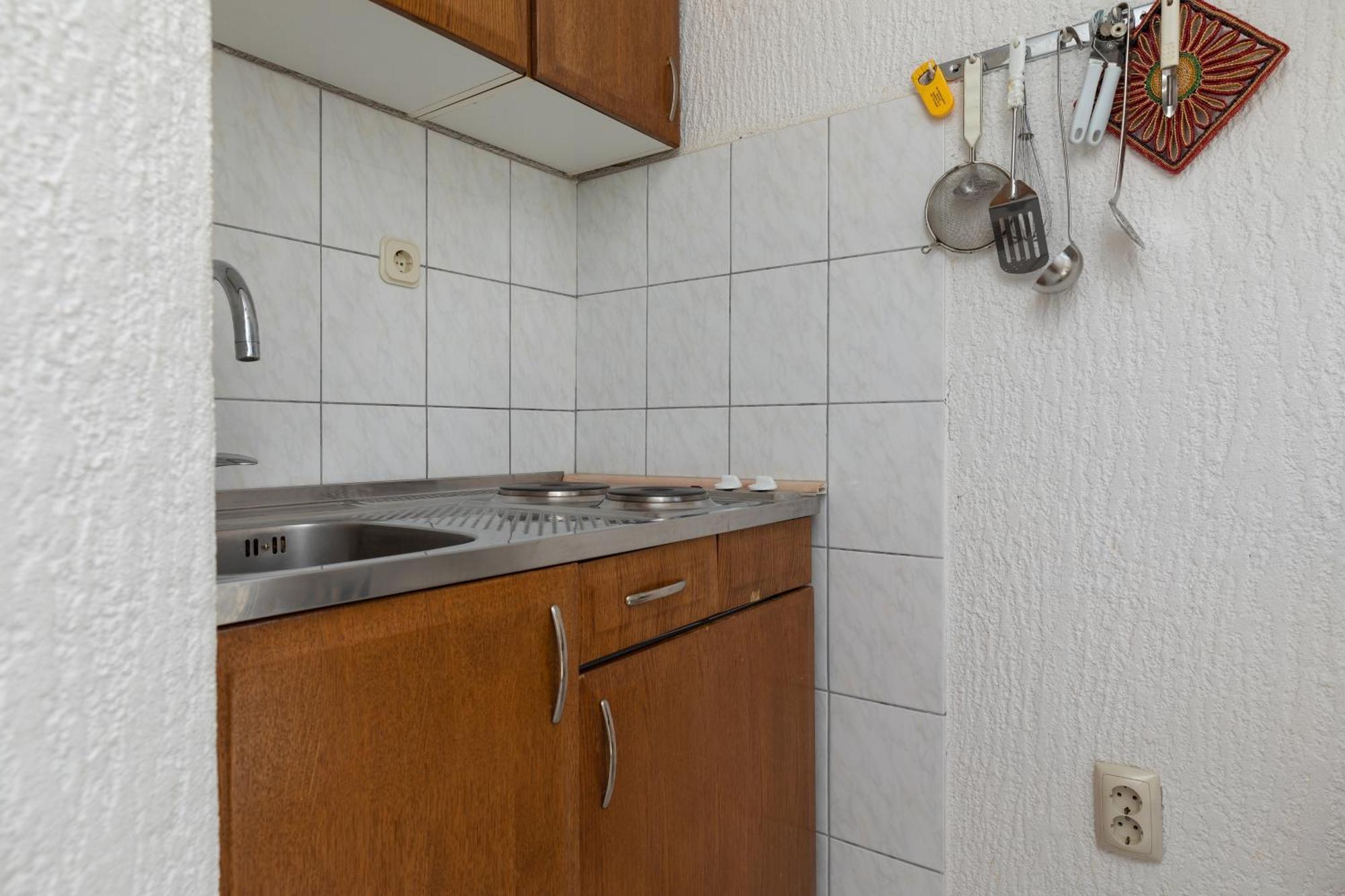 Apartments By The Sea Duce, Omis - 2992 Dugi Rat Quarto foto