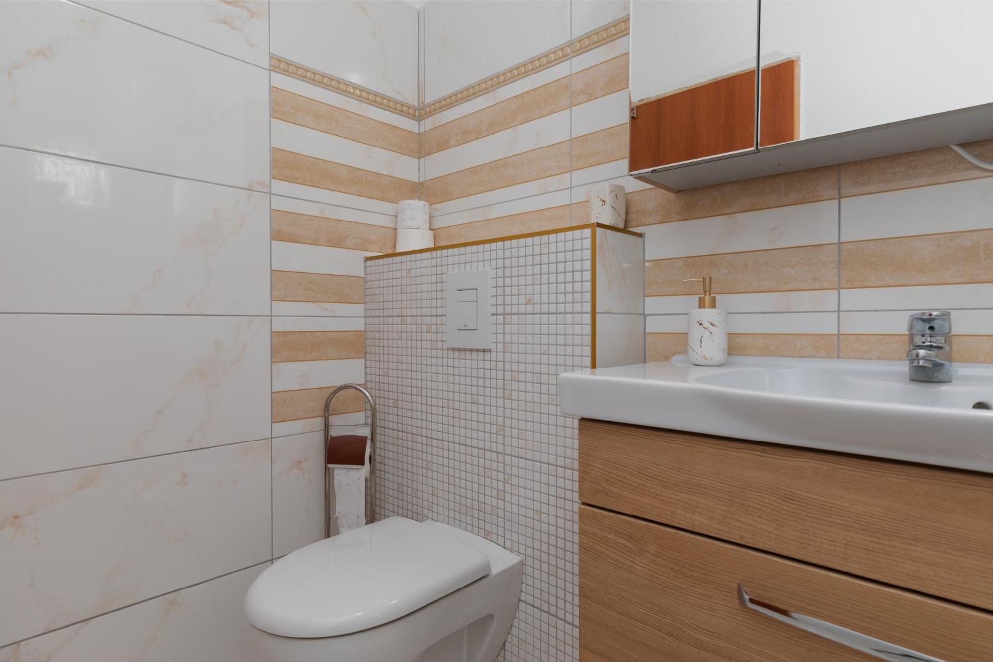 Apartments By The Sea Duce, Omis - 2992 Dugi Rat Quarto foto